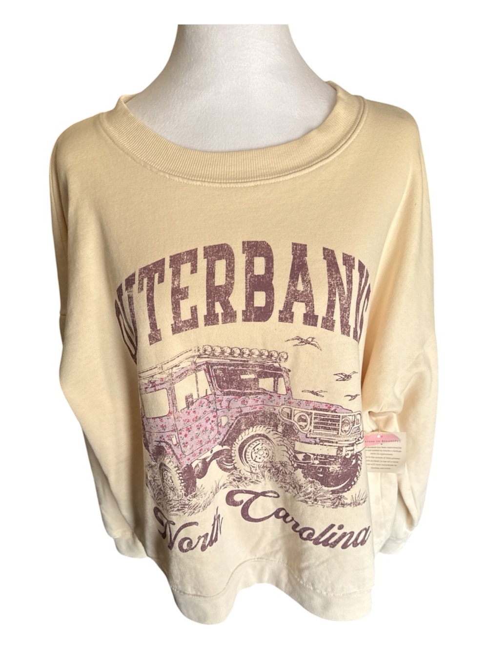 Women’s Oversized Cream Graphic Crewneck Top - Outerbanks North Carolina OBX M/L